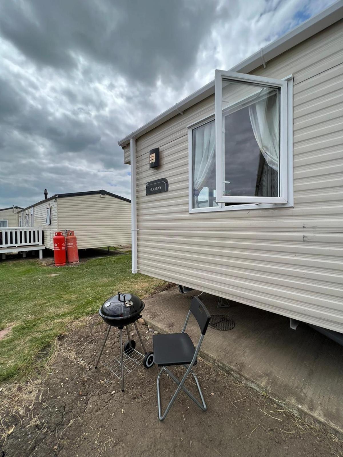 Luxurious Three Bedroom Caravan Jaywick Sands Exterior foto